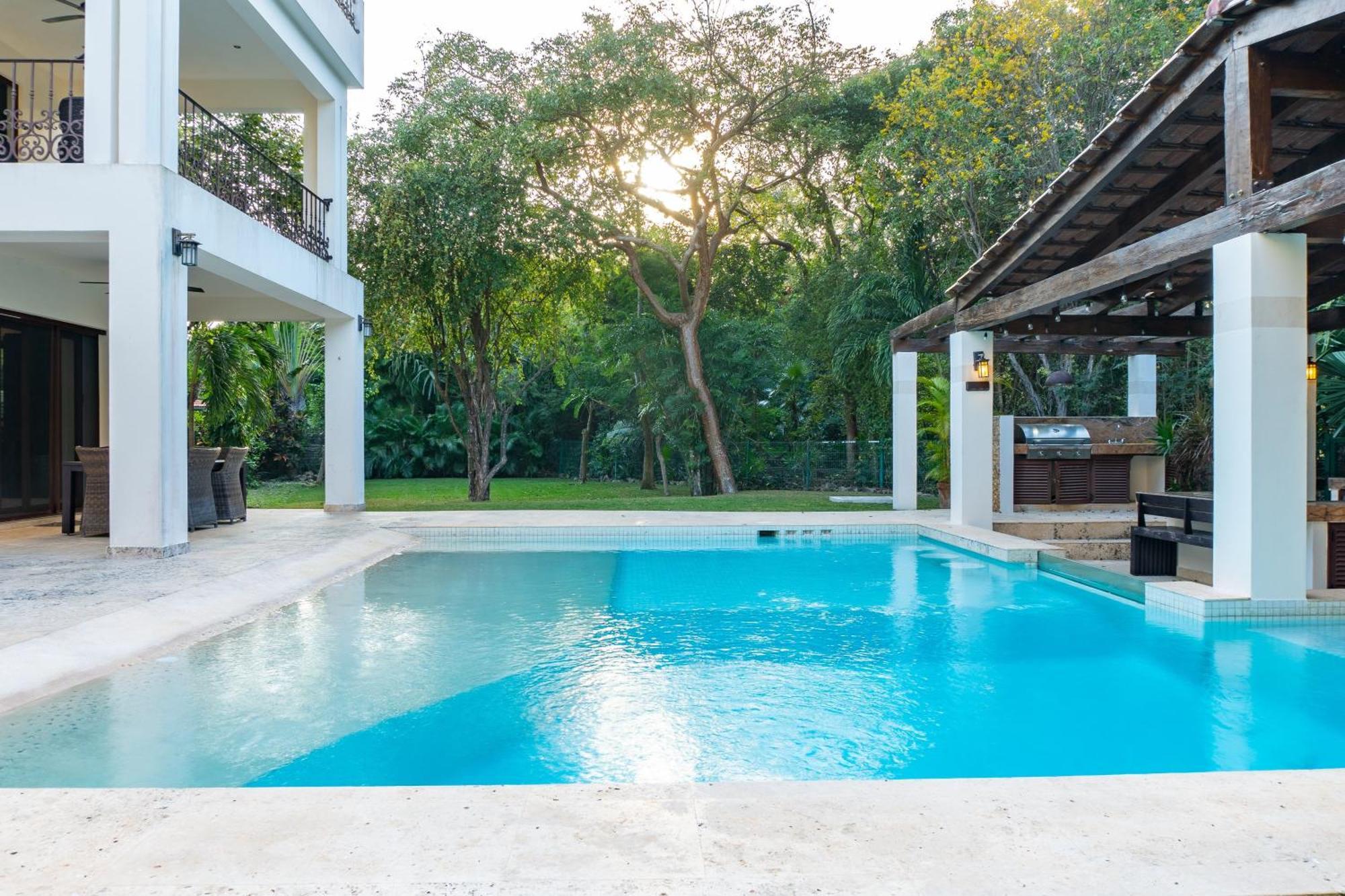 Uxmal Villa *